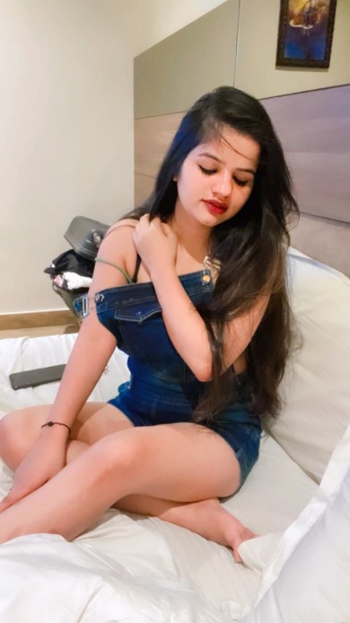 Call Girls in Shangri-La Hotel